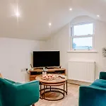 Duplex - * Harrogate